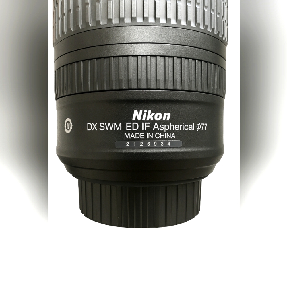 NWOT Nikon AF-S DX NIKKOR 10-24mm f/3.5-4.5G ED Lens with Hood - Picture 5 of 5
